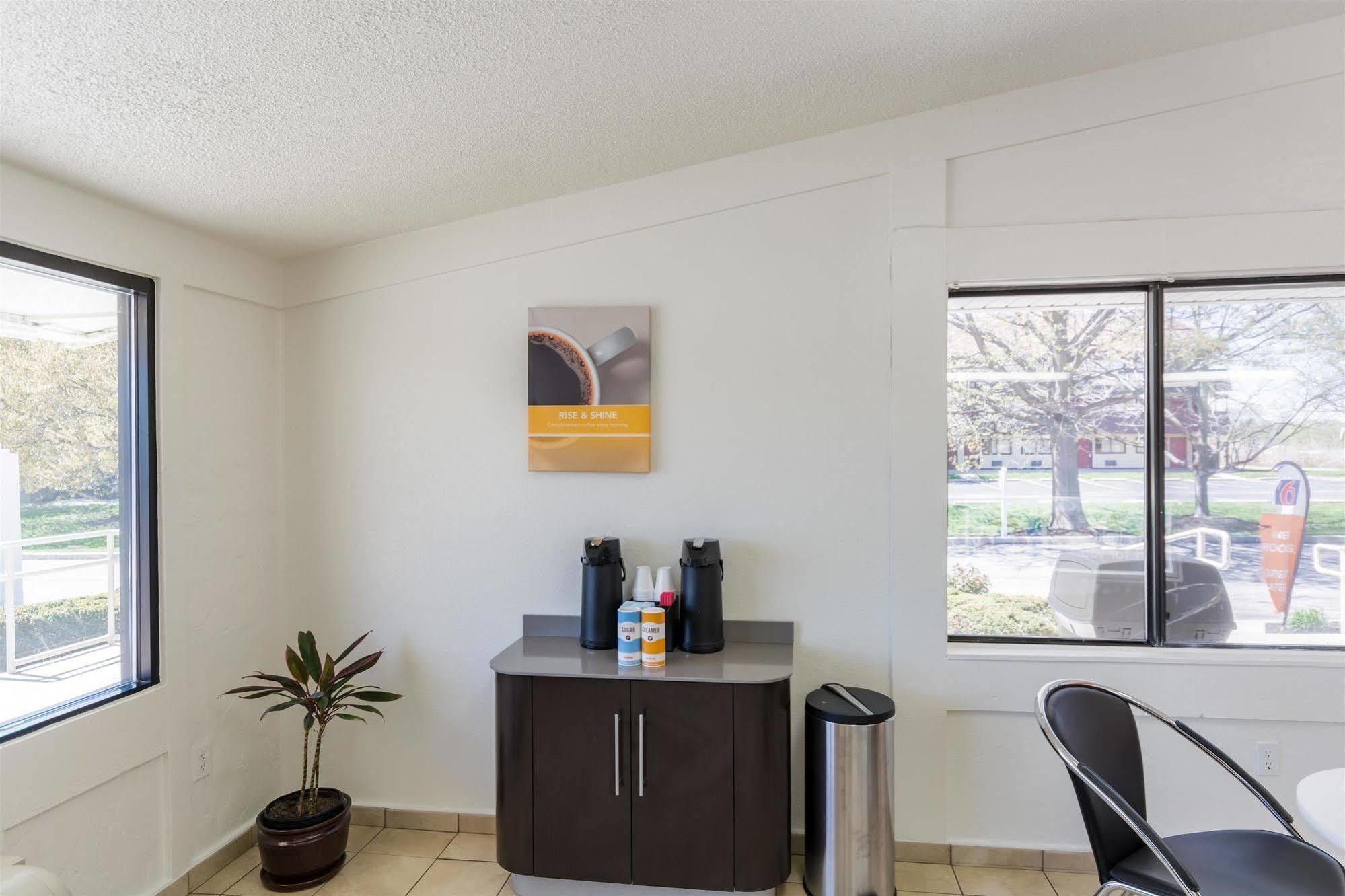 Hotel Travelodge By Wyndham / Philadelphia Airport Essington